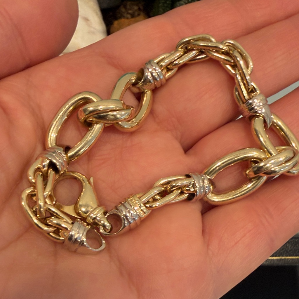 Sophisticated Two Tones Solid 14k Gold Oval Link Bracelet 1967 G